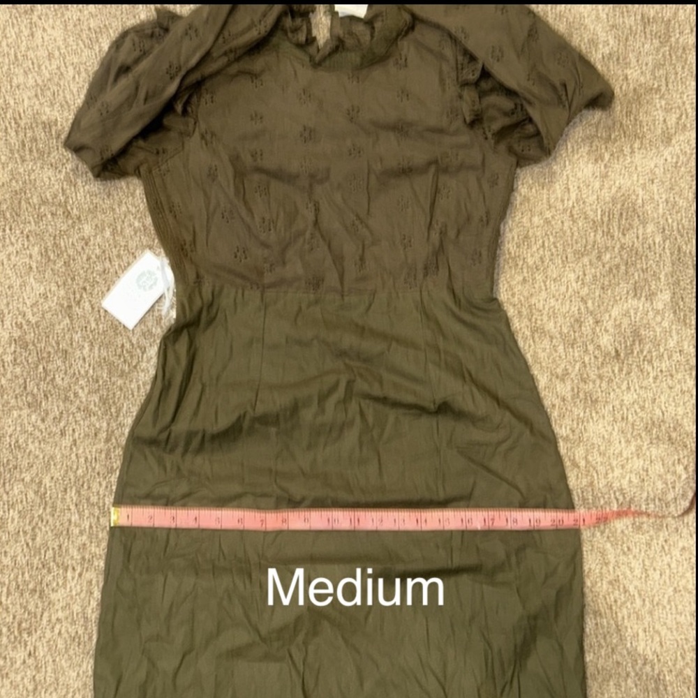 HYACINTH HOUSE

Regina Ruffle Midi Dress - Picture 10 of 11
